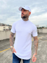 Camiseta Canelada Gola Alta Branca