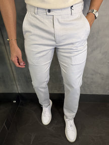 Calça Alfaiataria Skinny Com Cintura Elástica Barezy
